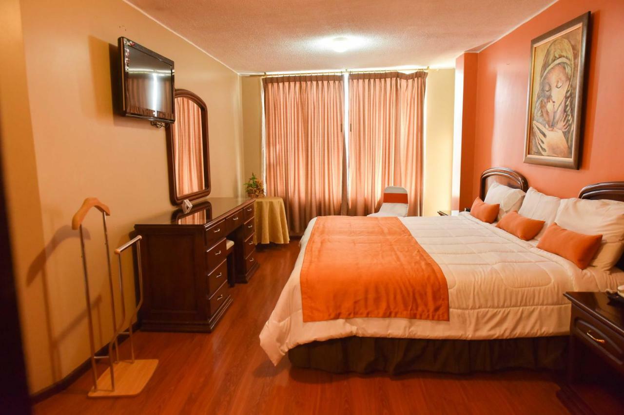 Hotel Makroz Latacunga Ngoại thất bức ảnh