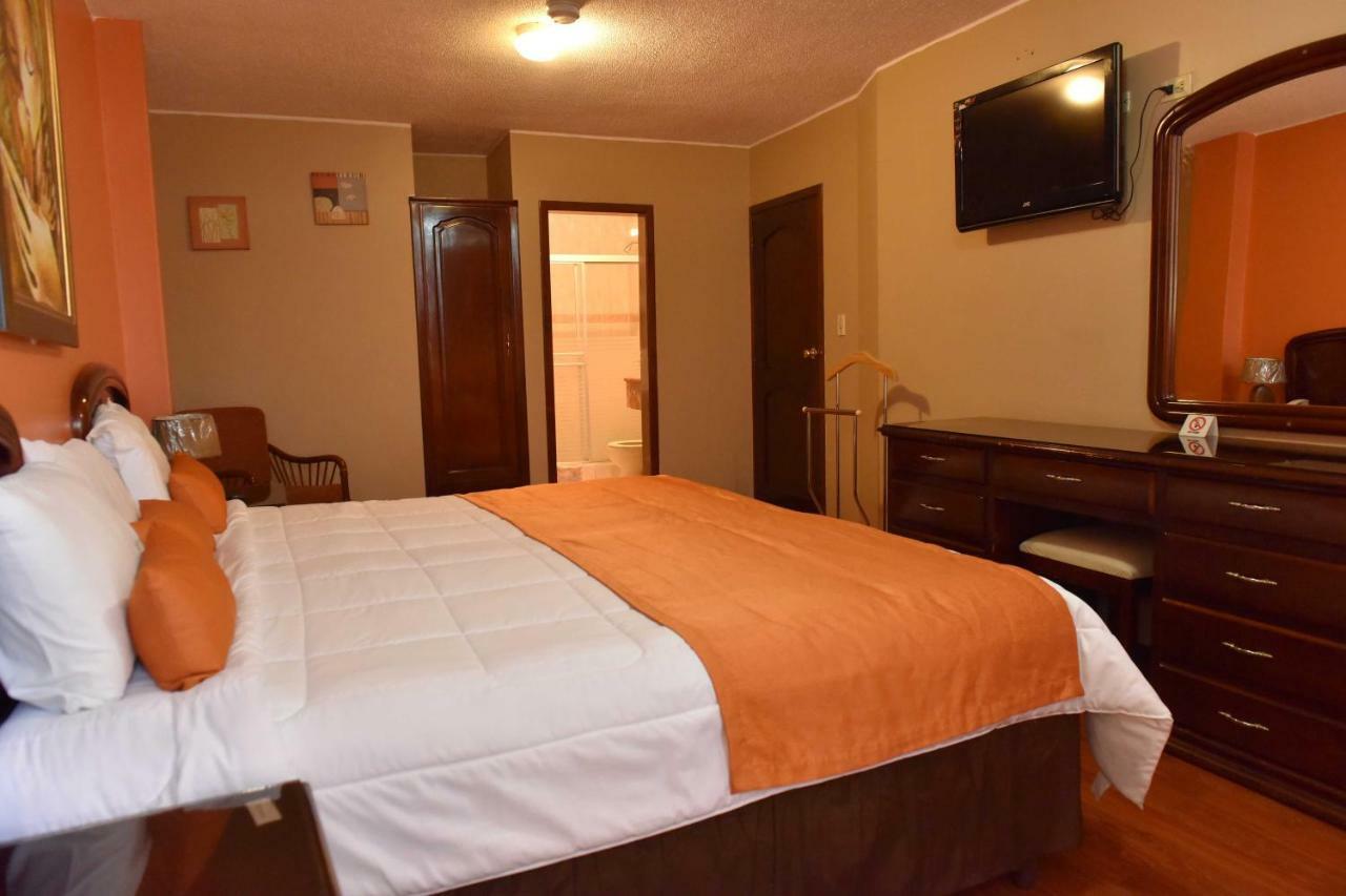 Hotel Makroz Latacunga Ngoại thất bức ảnh