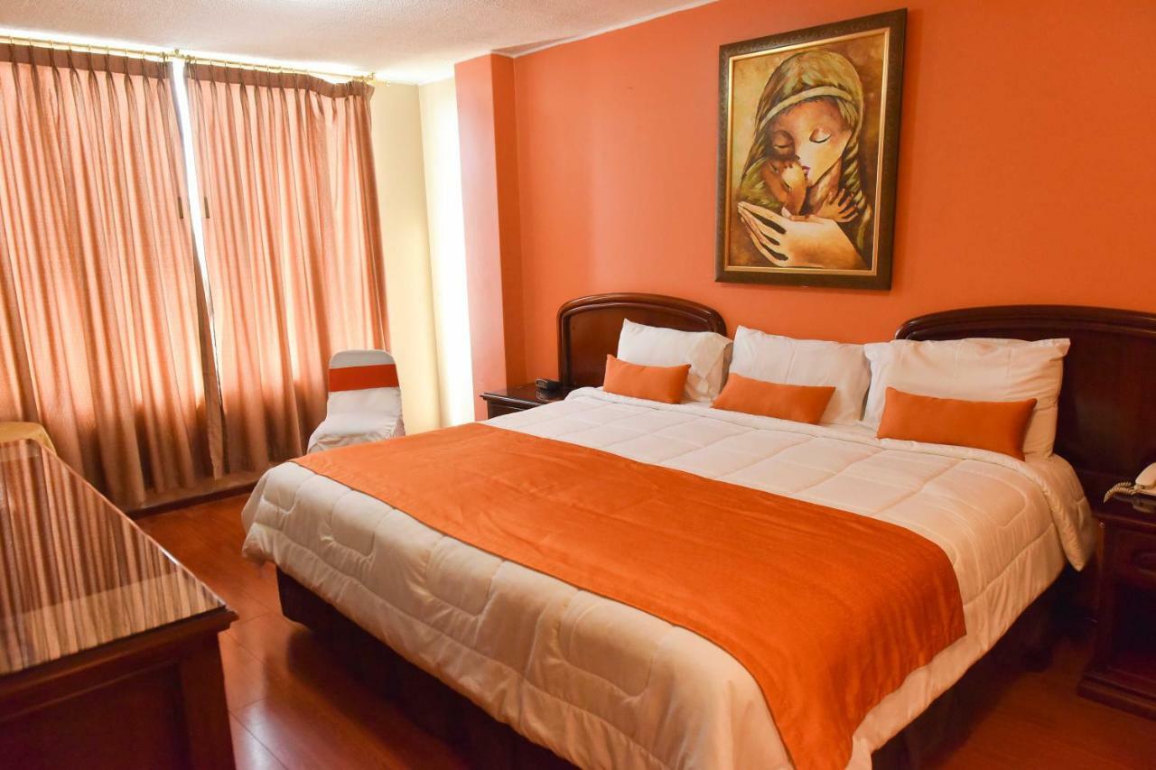 Hotel Makroz Latacunga Ngoại thất bức ảnh