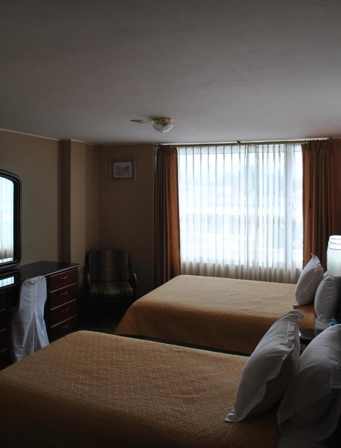 Hotel Makroz Latacunga Ngoại thất bức ảnh