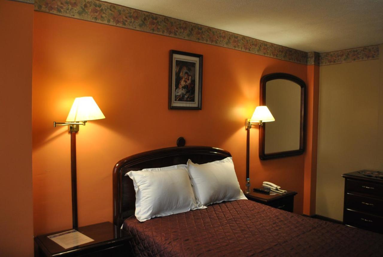 Hotel Makroz Latacunga Ngoại thất bức ảnh