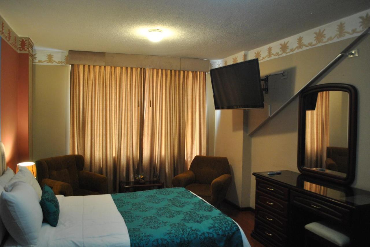 Hotel Makroz Latacunga Ngoại thất bức ảnh