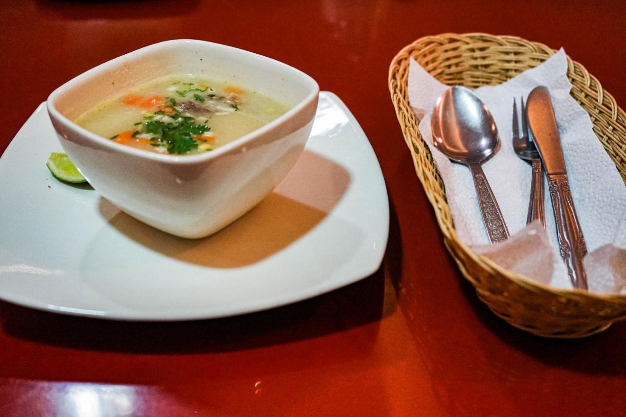 Hotel Makroz Latacunga Ngoại thất bức ảnh