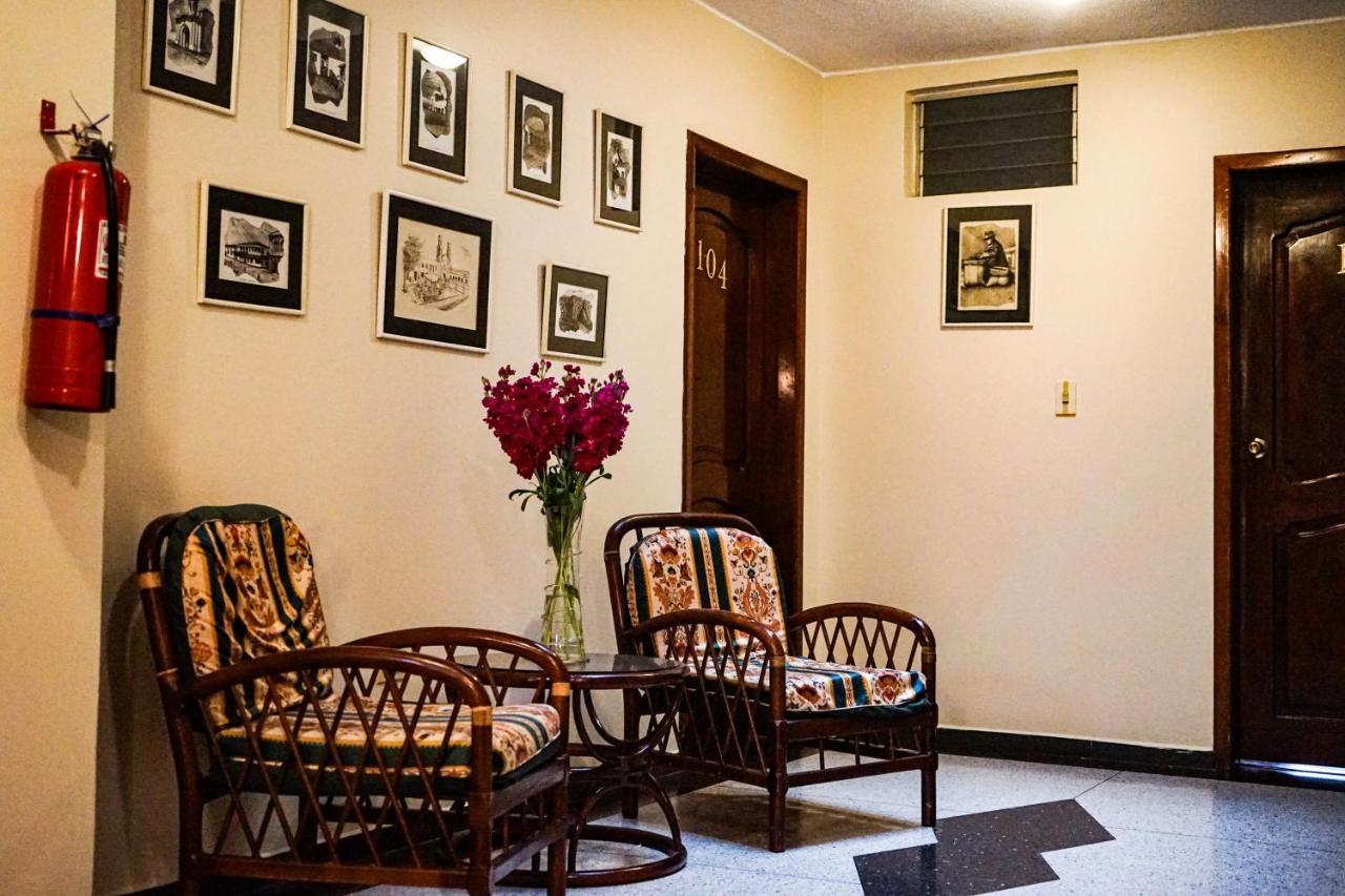 Hotel Makroz Latacunga Ngoại thất bức ảnh