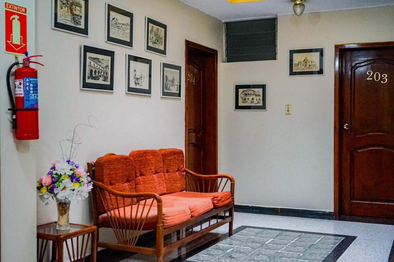 Hotel Makroz Latacunga Ngoại thất bức ảnh